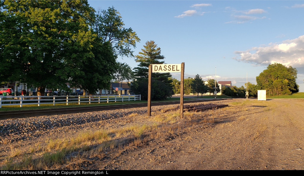 Dassel Station Sign